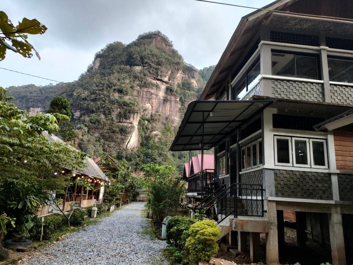 Roemah Abdoe Apartment Arau Ngoại thất bức ảnh